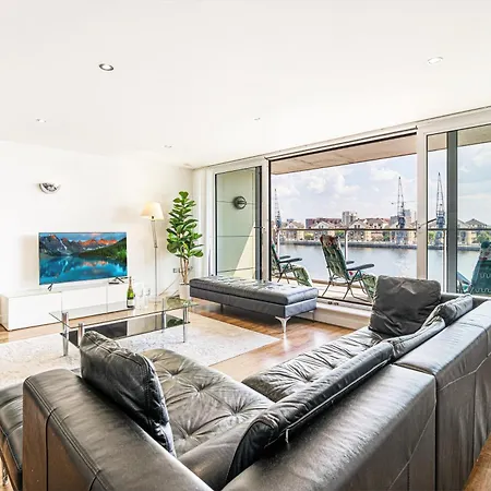 Excel London Majestic Apartment Exterior photo