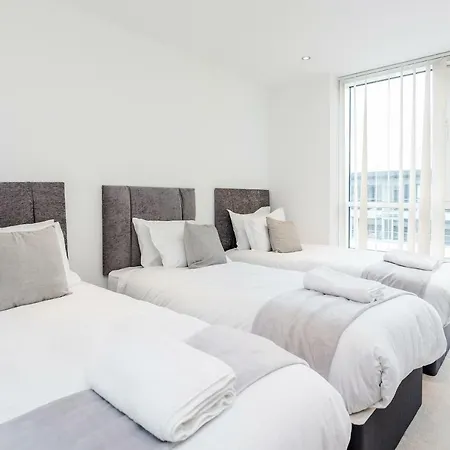 Excel London Majestic Apartment Exterior photo